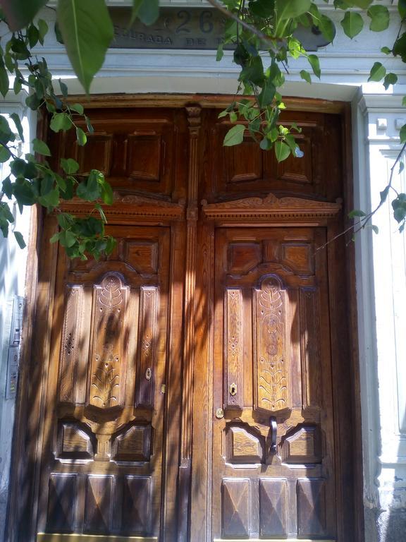 Los Amigos Vip Rooms Madrid Exterior photo