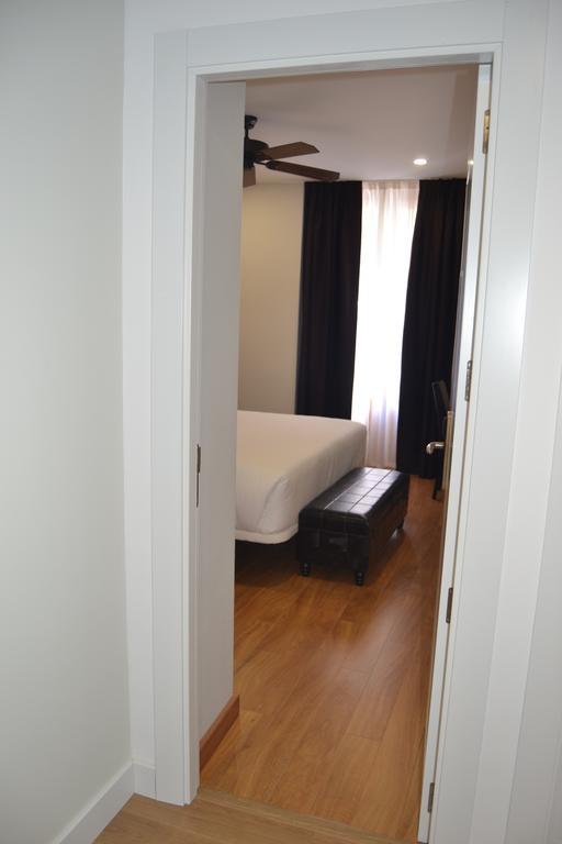 Los Amigos Vip Rooms Madrid Exterior photo
